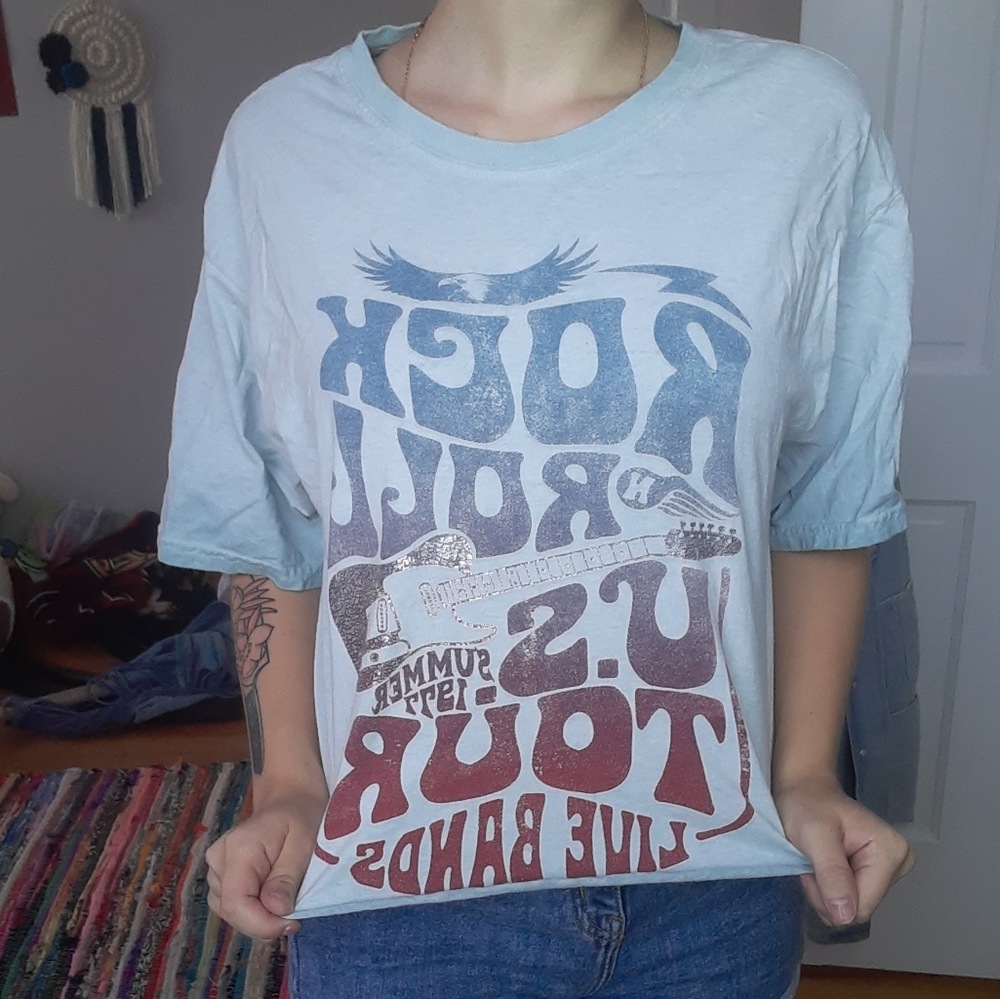 "Vintage" Rock n Roll Cropped tee